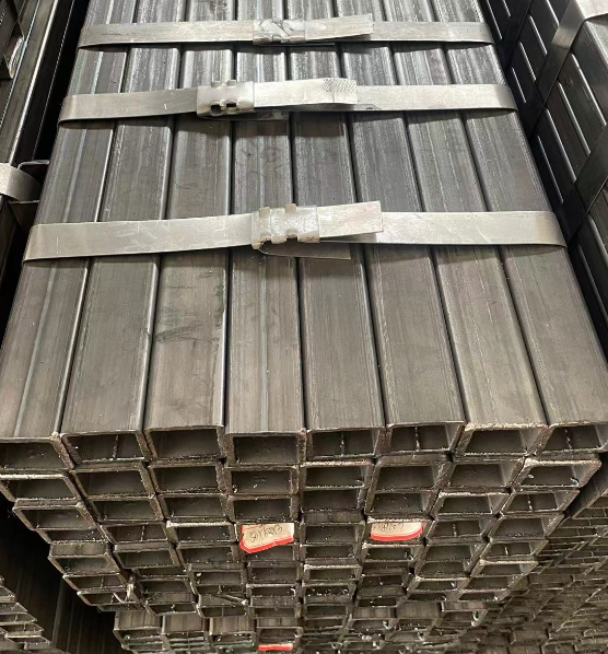 甘孜工业用梯子 镀锌管焊接梯子 铁梯子方管梯